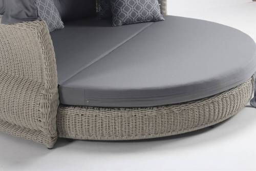 İnci Daybed